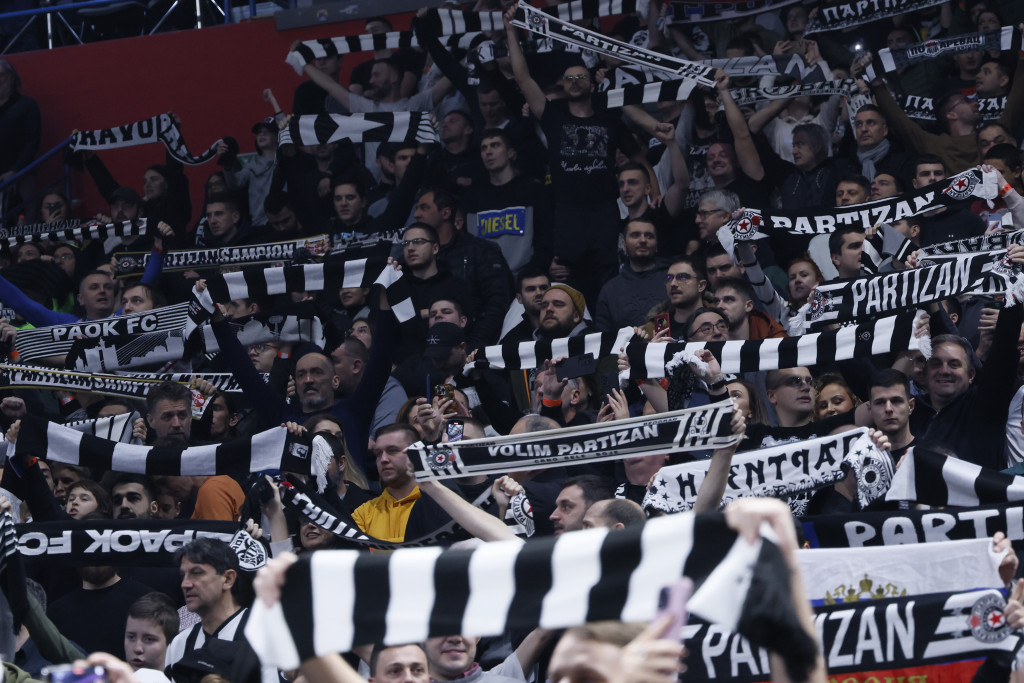 KK Partizan podnosi krivične prijave zbog napada na navijače posle meča sa Žalgirisom