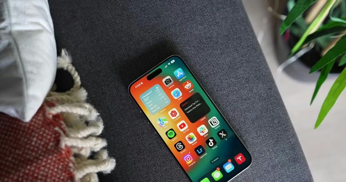 Da li Apple želi da se riješi iPhone 15 serije što prije?