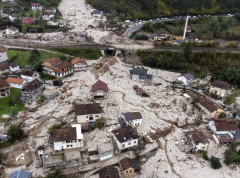 Nastavlja se potraga za nestalima u poplavama