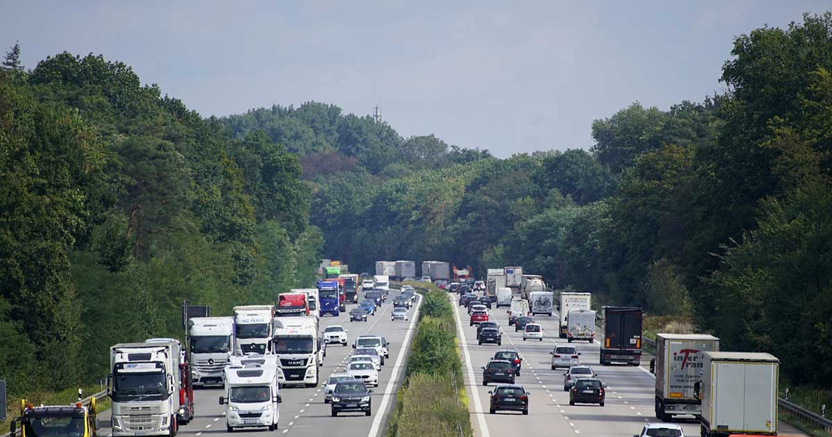 Koja je najmanja brzina kojom smijete da vozite na auto-putu u Njemačkoj?